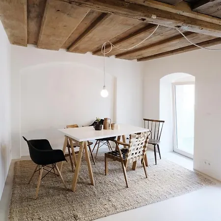 Charmantes Apartment Im Herzen Von Linz Exterior photo